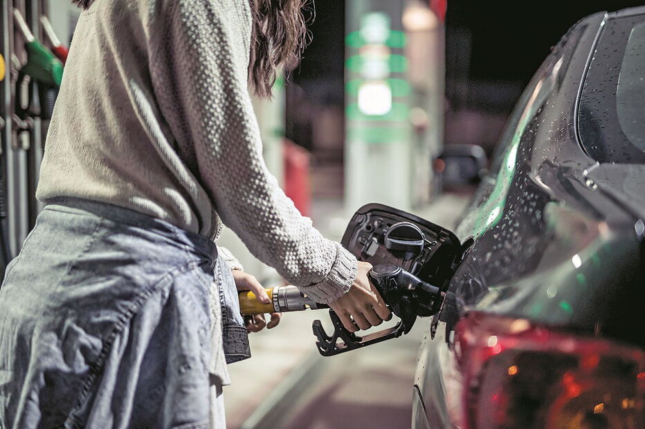 Abastecer o automóvel