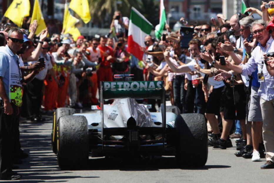 2018-12-29_12_48_12 gettyimages-146948750-594x594.jpg