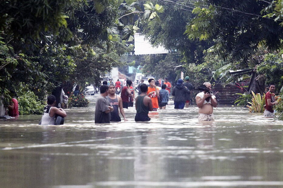 Tempestade tropical nas Filipinas faz 22 mortos e deixa rasto de destruição