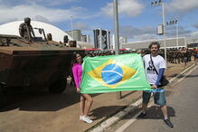 Treinos militares para a tomada de posse de Bolsonaro
