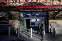 Ataque com faca em estação de comboios de Manchester