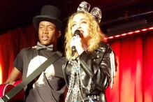 Madonna entra em 2019 num bar gay e acompanhada pelo filho