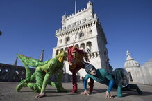 Os intérpretes deste espetáculo têm sido repetidamente elogiados pela sua competência artística