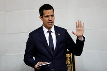 Juan Guaidó, de 35 anos, assumiu no sábado a presidência do parlamento venezuelano, onde a oposição detém a maioria.