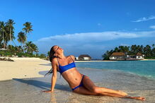 Sara Sampaio encanta nas Maldivas