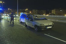Acidente com várias viaturas deixa condutor encarcerado junto ao Centro Comercial Colombo em Lisboa