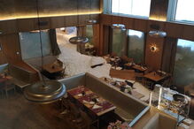 Avalanche destrói restaurante de hotel na Suíça e faz três feridos