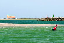 A barra da Fuseta, em Olhão
