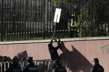 Bombeiros de Lisboa protestam junto ao conselho de ministros