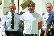 Salvador Calvo foi detido em 2003 por matar a mulher a tiro