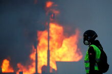 Milhares de “coletes amarelos” manifestam-se em França pelo décimo sábado consecutivo	