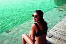 Anita está na Tailândia 