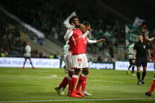 Dyego Sousa comemora golo marcado ao Sporting na Taça da Liga