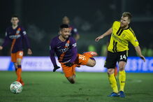 Manchester City bate Burton na Taça da Liga inglesa