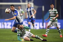 Lance do FC Porto- Sporting da final da Taça da Liga