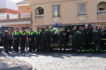 Palmas, flores e balões no último adeus a Julen