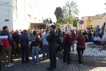 Palmas, flores e balões no último adeus a Julen