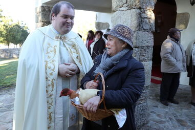 Padre Paulo Emanuel Dias sofreu uma queda há cerca de duas semanas
