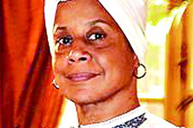 A cantora e atriz Edyr de Castro