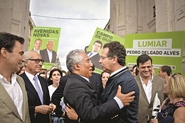 O abraço de Costa a Seguro nas eleições autárquicas de 2013 deu lugar, dois anos depois, a uma luta fratricida pela liderança dos socialistas    