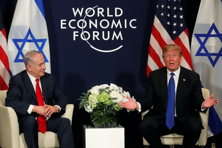 Benjamim Netanyahu, presidente de Israel, com Donald Trump, presidente dos EUA