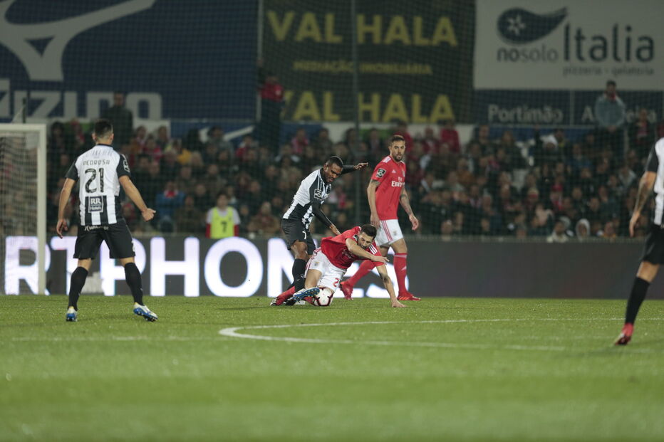  Portimonense e Benfica frente a frente no Algarve