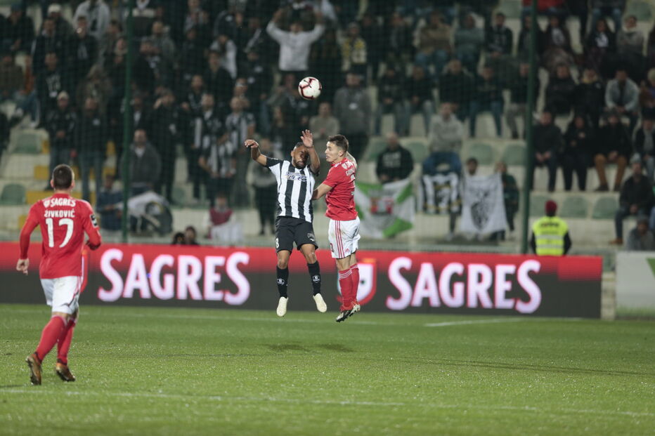 Portimonense e Benfica frente a frente no Algarve