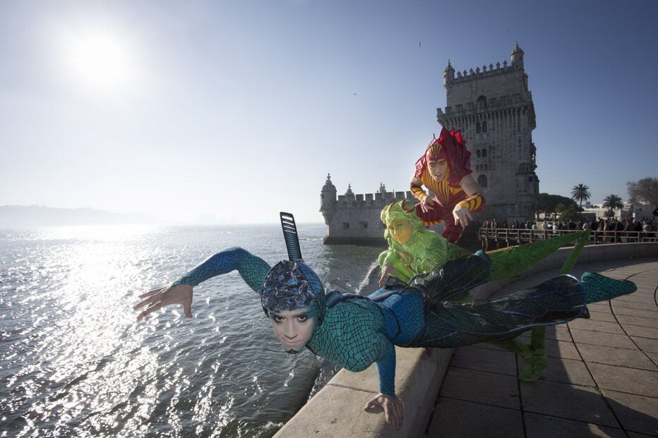 Os intérpretes deste espetáculo têm sido repetidamente elogiados pela sua competência artística