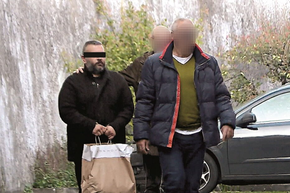 Adriano Matos (à esquerda) terá disparado acidentalmente caçadeira que matou o amigo