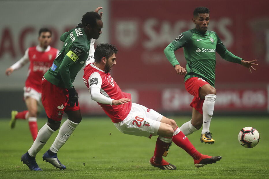 Sp. Braga sara feridas da Luz frente ao Marítimo