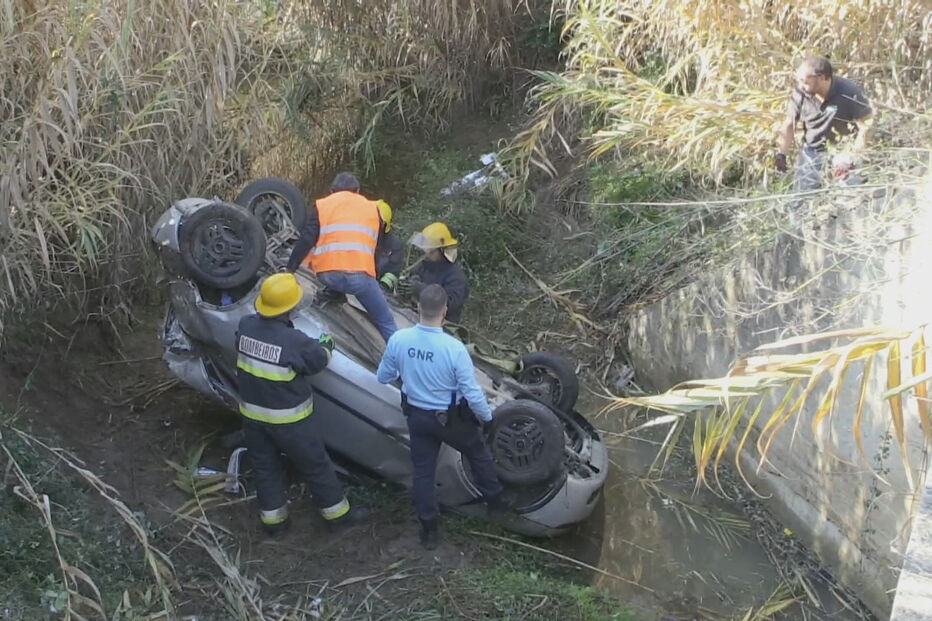 Mulher gravemente ferida em despiste na estrada de Moura