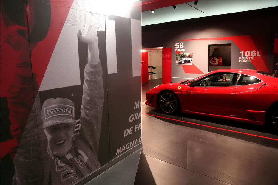 Ferrari inaugura exposição sobre Schumacher no dia do seu 50.º aniversário