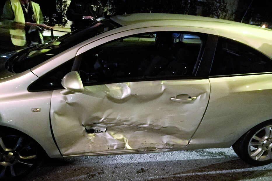 PSP abalroou carro em que seguiam a mulher e a filha desta