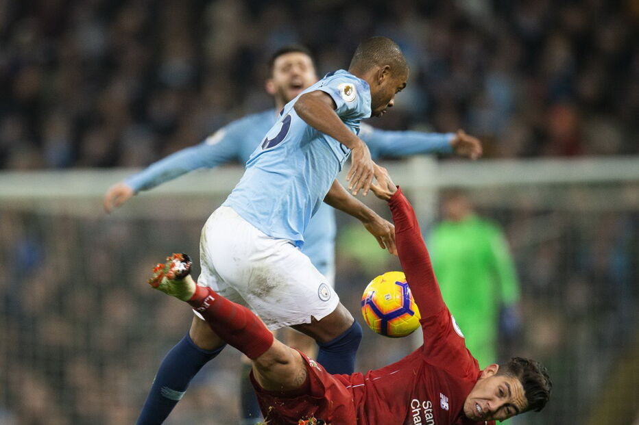 Manchester City bateu o Liverpool em jogo do campeonato