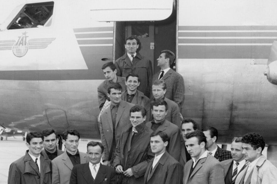 Ex-futebolista jugoslavo Dragoslav Sekularac morre aos 81 anos