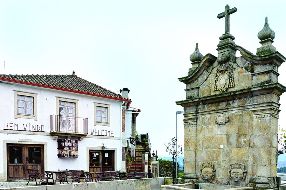 Centro da vila tem também muitos locais que não devem ficar esquecidos