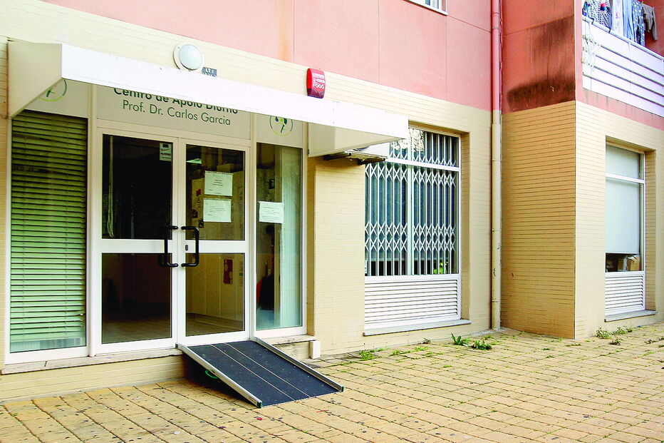 A Associação Alzheimer Portugal tem a sua sede em Lisboa e vive um momento complicado, com prejuízos 