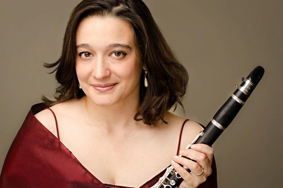 Portuguesa grava música em clarinete para novo filme coproduzido por Brad Pitt