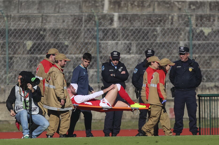 Ricardo Ferreira vai ser operado pela terceira vez ao joelho direito