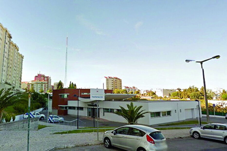 Suspeito entrega-se em Sacavém