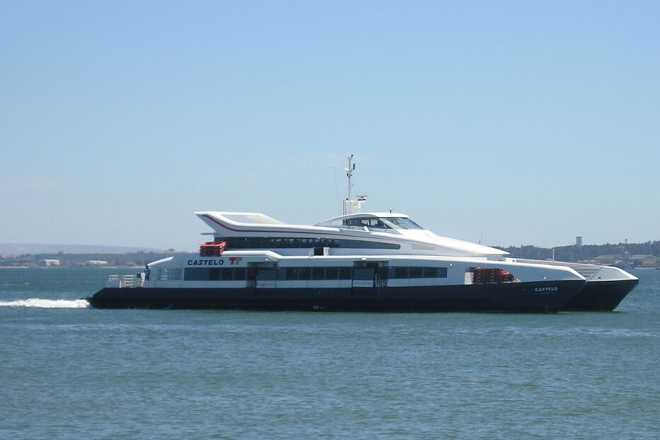 O catamaran Castelo, da Transtejo Soflusa