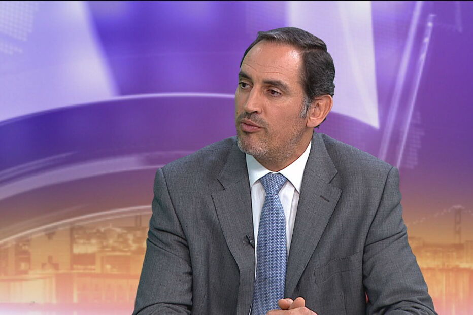 Médico cirurgião António Peças 