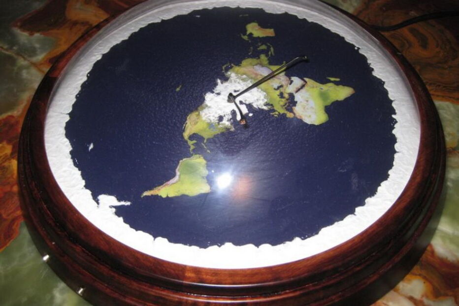 Modelos mostram a Terra como se esta fosse plana