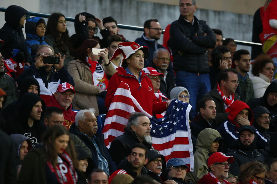 Santa Clara e Benfica medem forças nos Açores