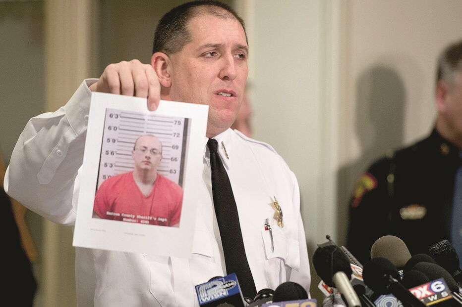 Polícia revelou a identidade do suspeito detido e acusado 