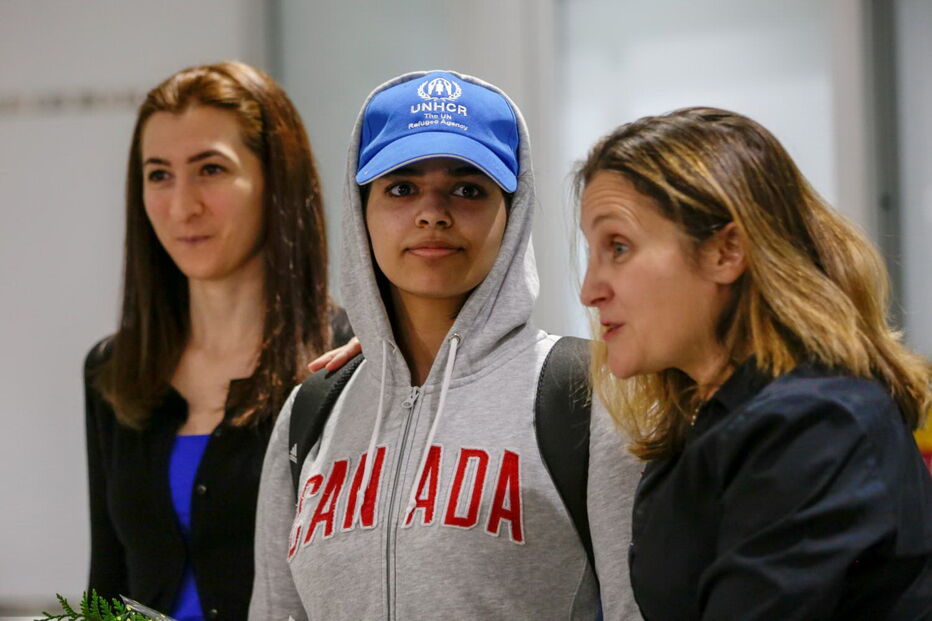 Jovem saudita Rahaf Mohammed al-Qunun foi recebdia no Canadá, que lhe deu asilo
