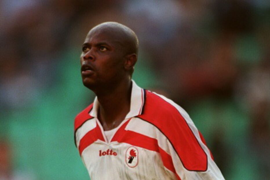Ex-futebolista sul-africano Phil Masinga morre aos 49 anos