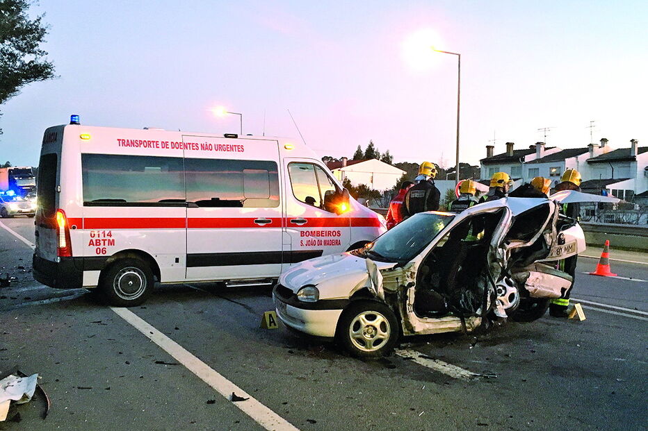 Opel Corsa que era conduzido pela vítima mortal, ao início da manhã de ontem