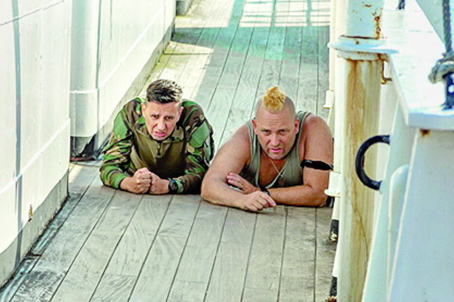 Eduardo Madeira e Manuel Marques protagonizam a comédia ‘Tiro e Queda’, uma produção de Leonel Vieira