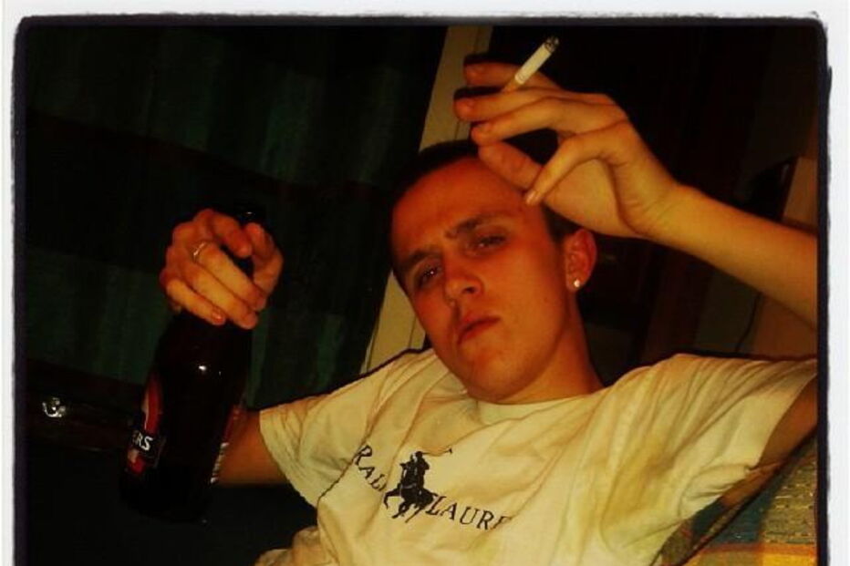 Mulher vê filho ser esmagado e manda-o estar calado